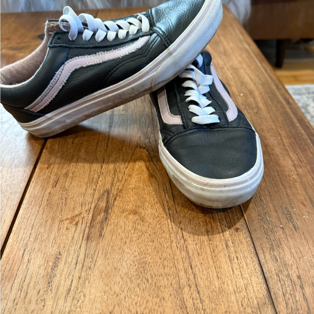 Leather black and pink vans